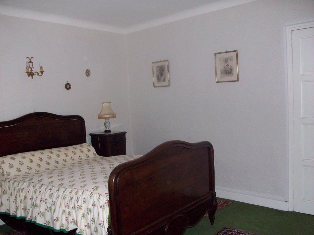 Le Domaine Du Chapitre Bed & Breakfast Carcassonne Room photo