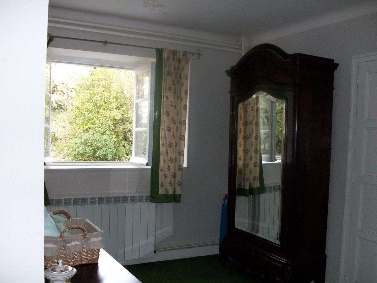 Le Domaine Du Chapitre Bed & Breakfast Carcassonne Room photo