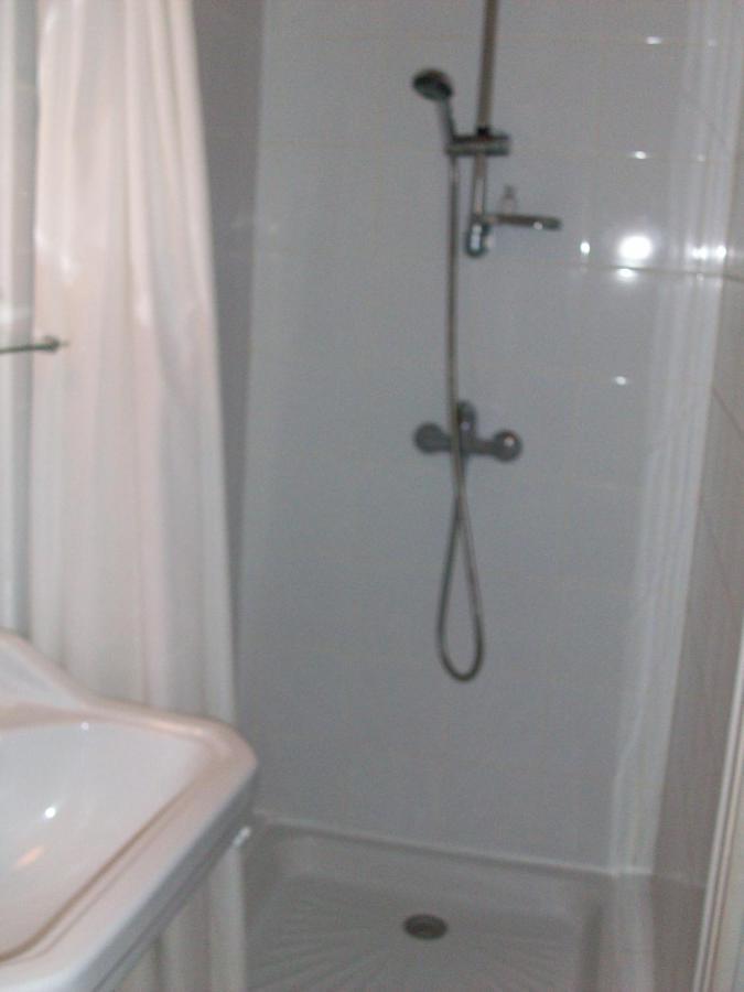 Le Domaine Du Chapitre Bed & Breakfast Carcassonne Room photo